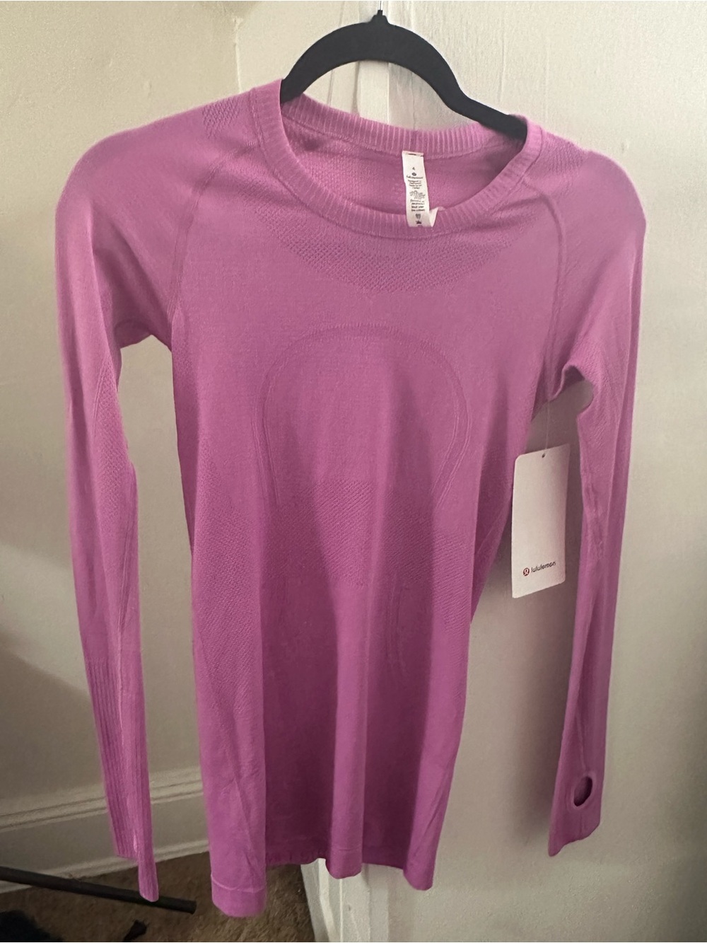 lululemon athletica Swiftly Long Sleeve Crew Size 4